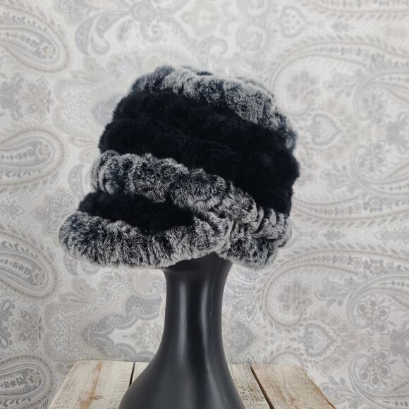 Russian Winter Rex Rabbit fur brimmed peaked hat black/gray Mob Wife Luxury main image 6